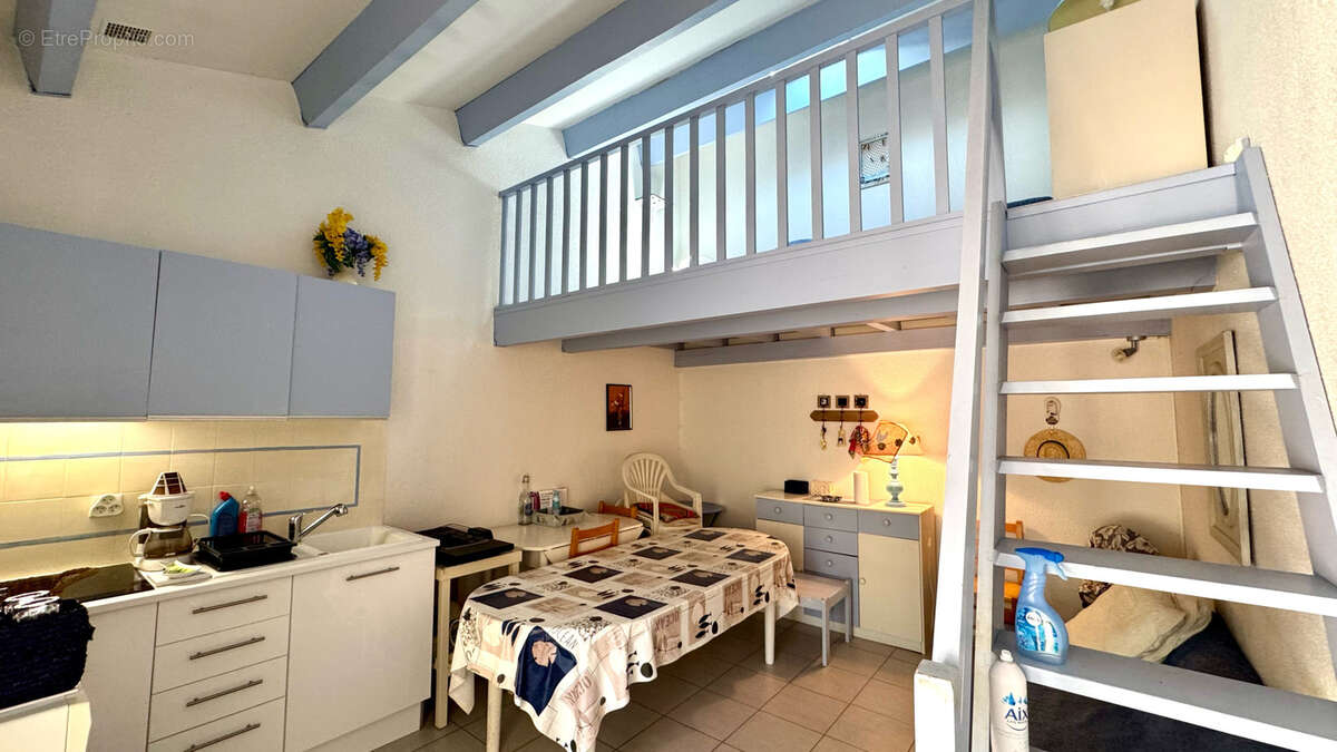 Maison à SAINT-CYPRIEN