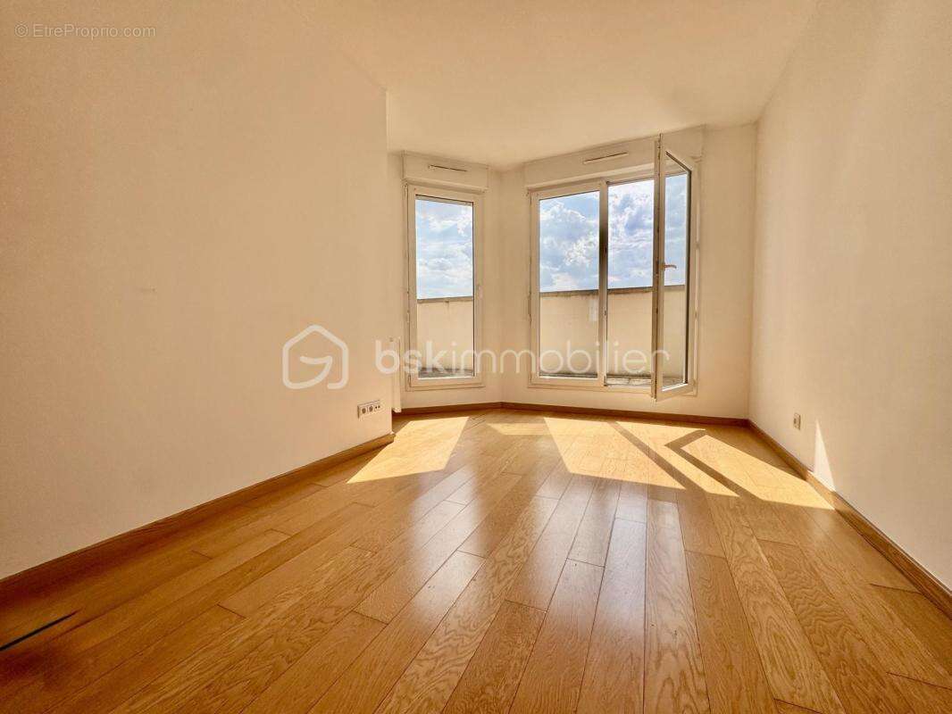 Appartement à VEMARS