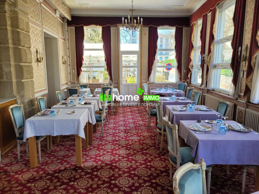 Autre à BOURBON-L&#039;ARCHAMBAULT