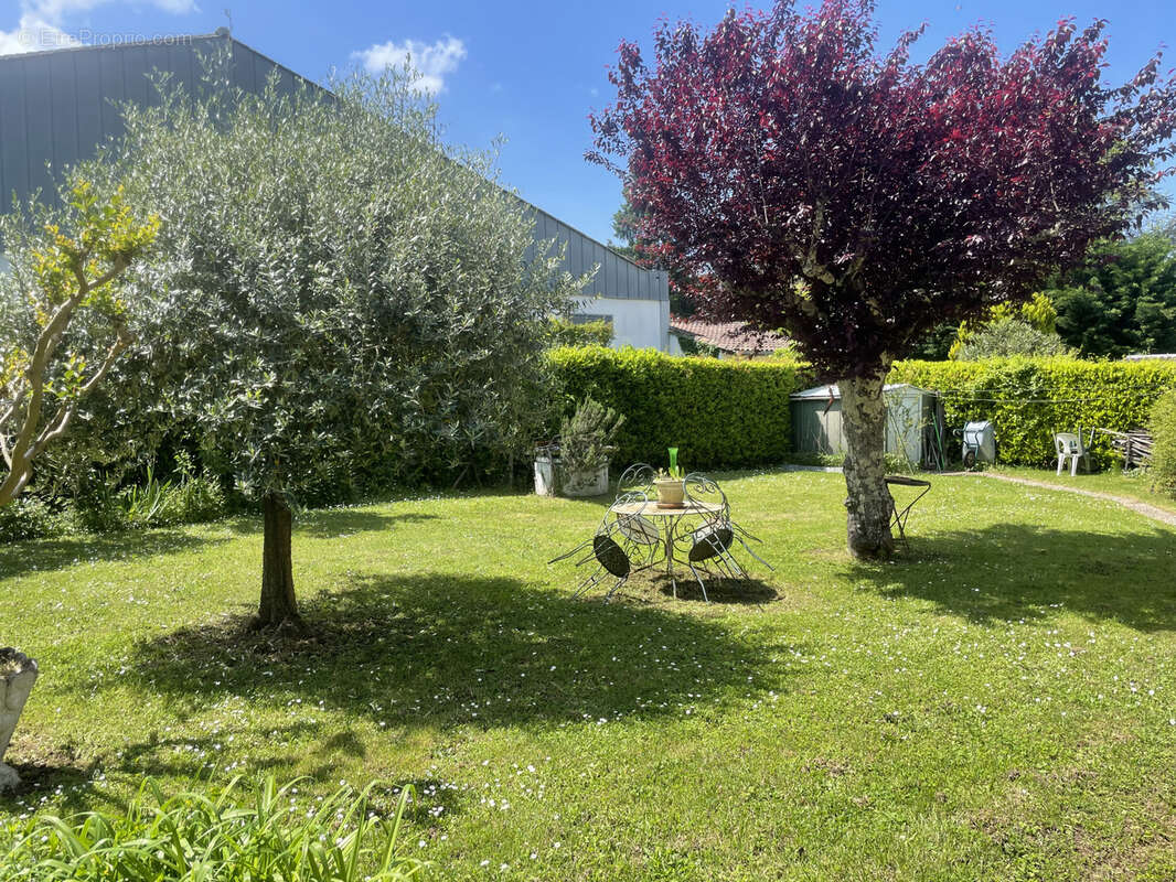 Maison à CASTILLON-LA-BATAILLE