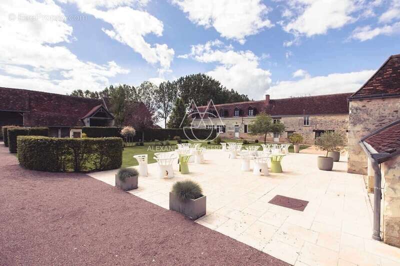 Maison à SAINTE-MAURE-DE-TOURAINE