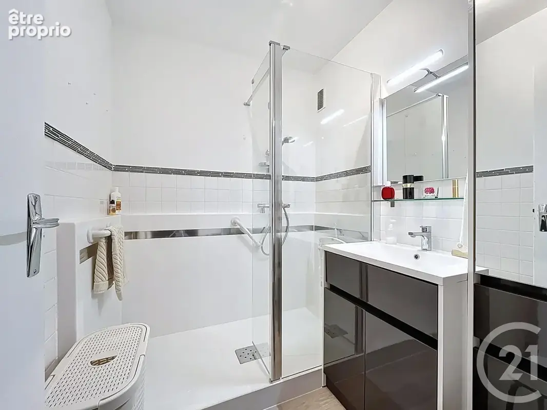 Appartement 4 pièces 97 m² à vendre à Chartres (28000) - photo 10