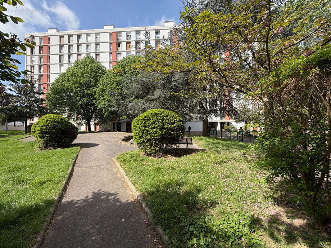 Appartement à VILLEJUIF