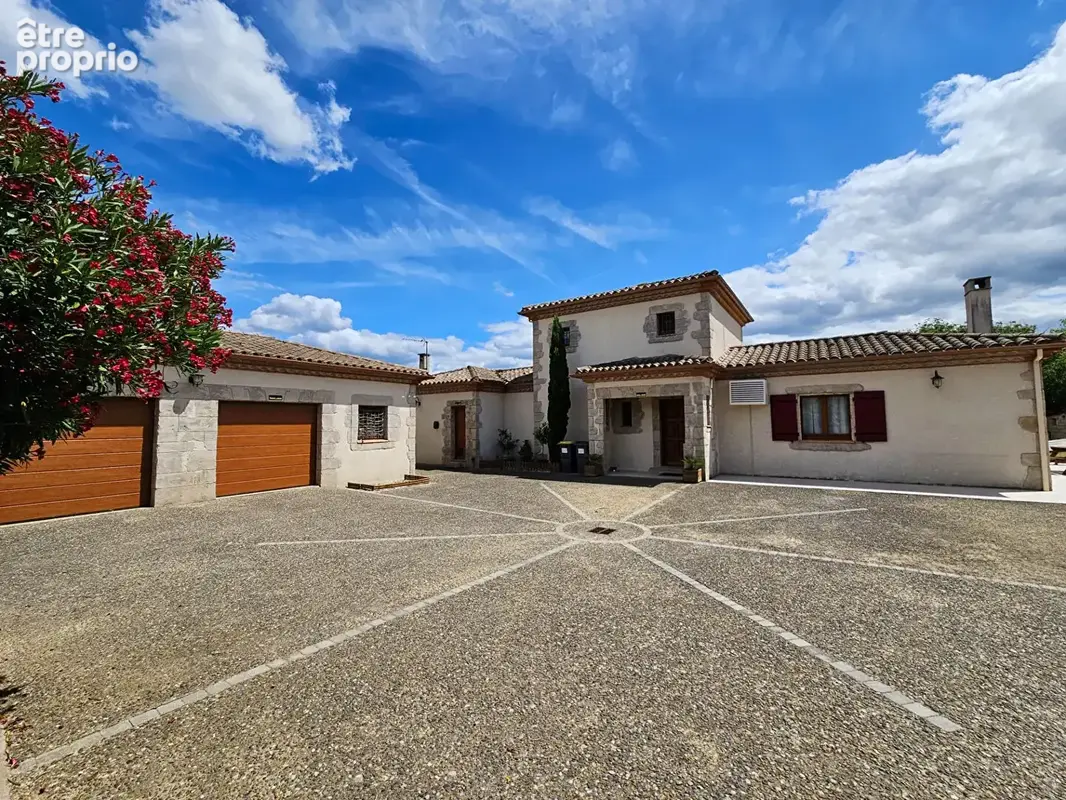 Maison 130 m²  garage double et grand jardin - village à 10 min Carcassonne - photo 2