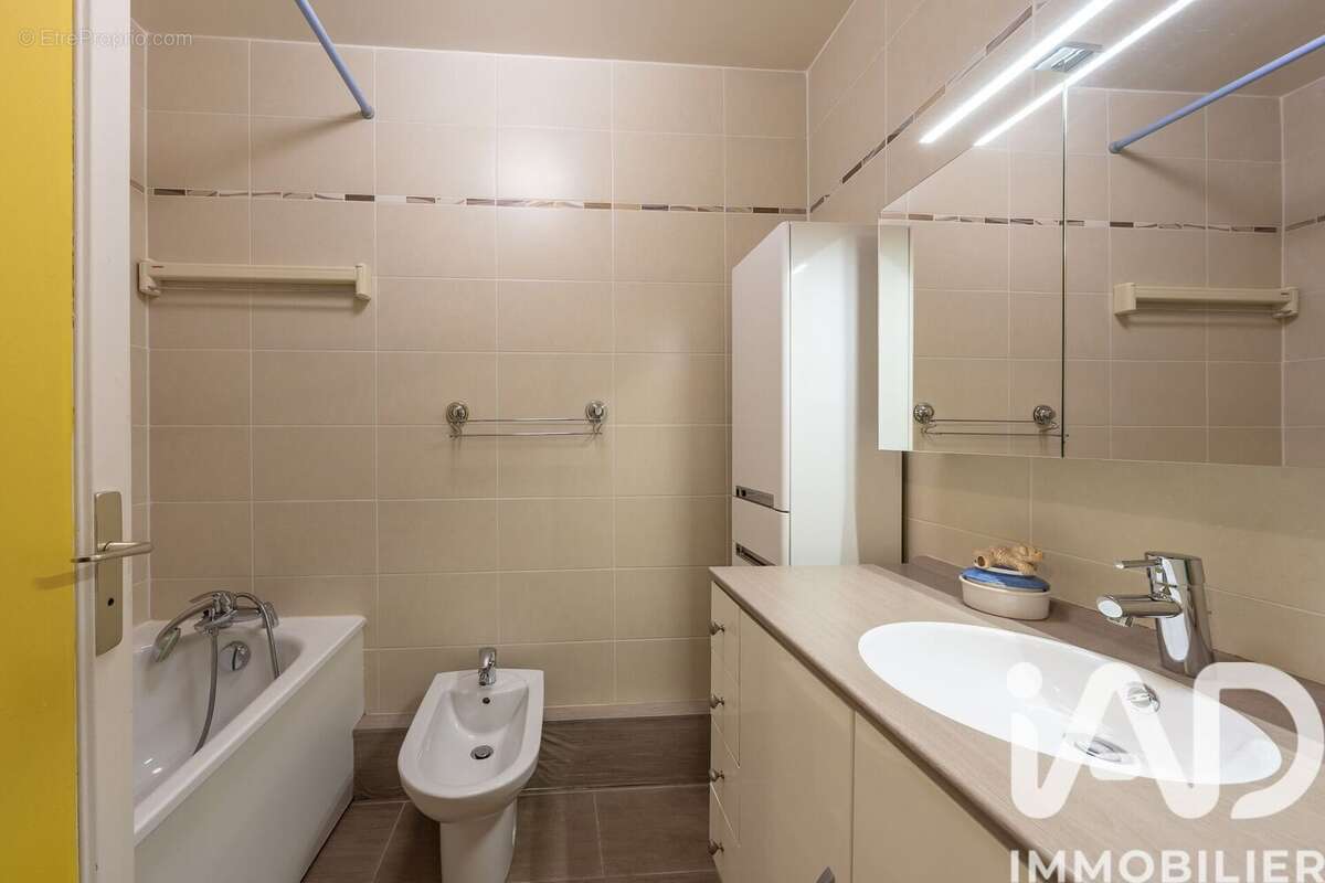 Photo 9 - Appartement à CHEVILLY-LARUE