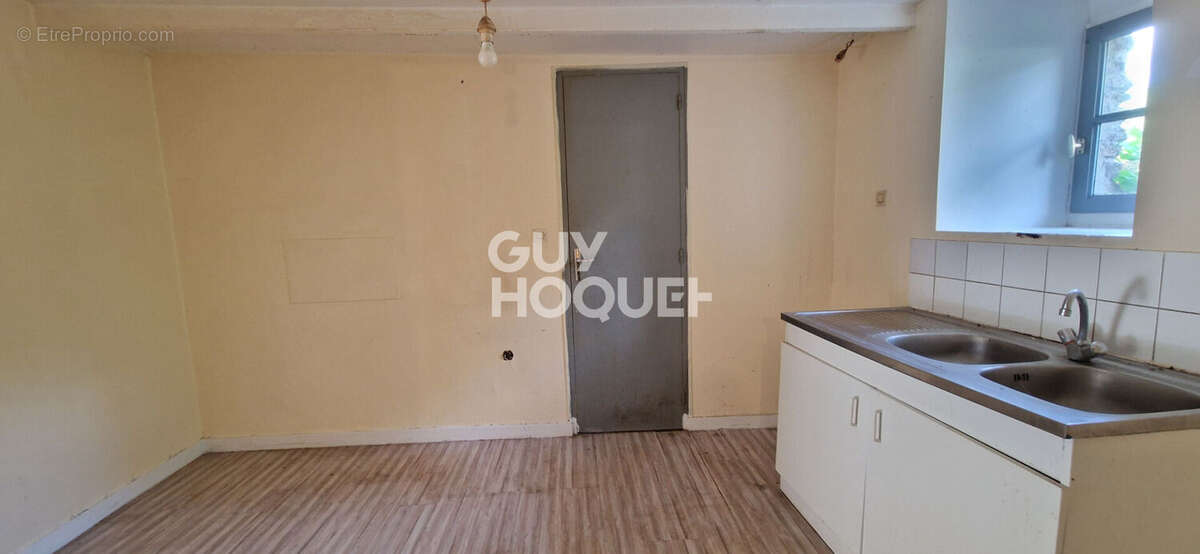 Maison à PLOUER-SUR-RANCE