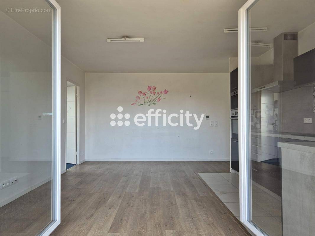 Appartement à CHELLES