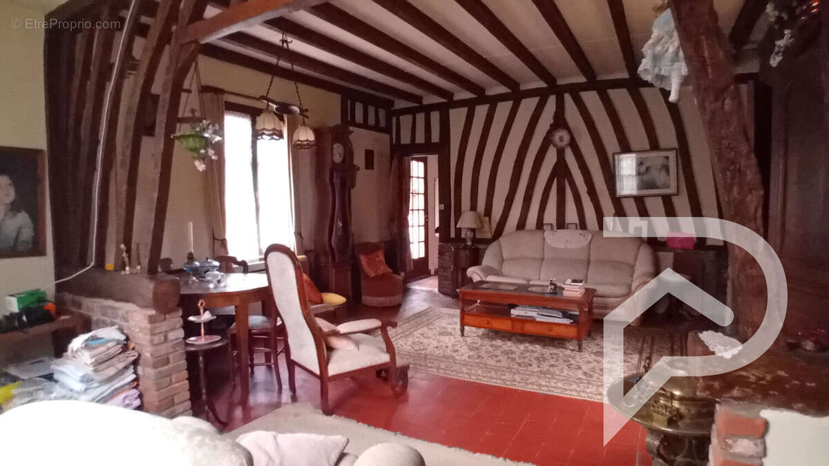 Maison à VARENGEVILLE-SUR-MER