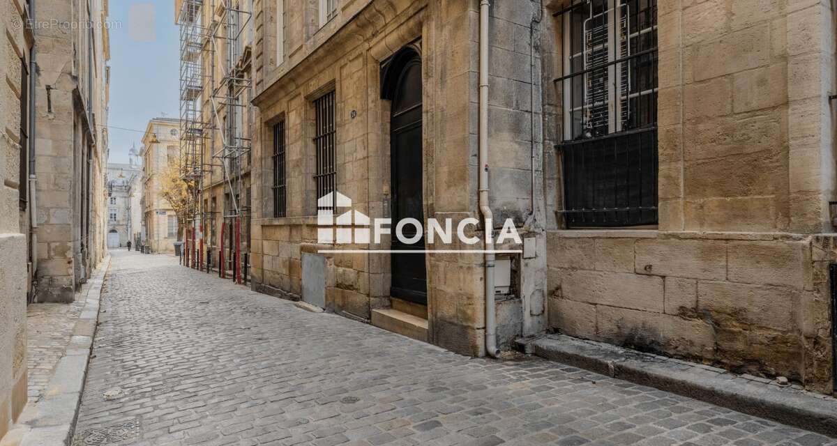 Appartement à BORDEAUX