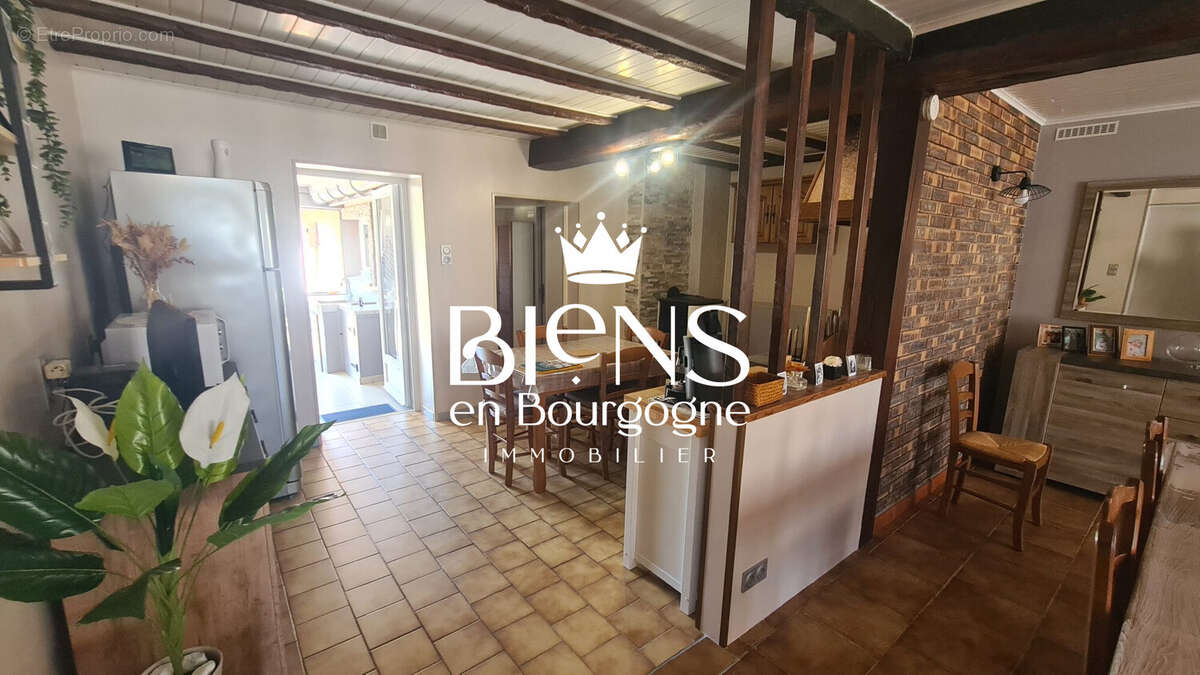 Maison à SEURRE
