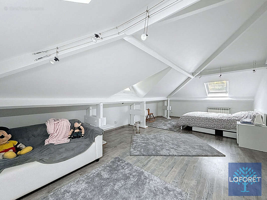 Maison à SOISY-SUR-SEINE