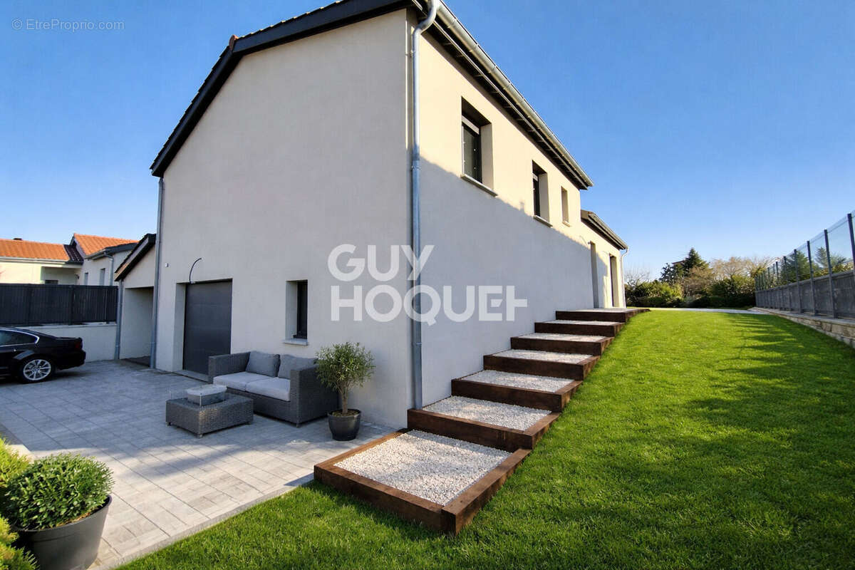 Maison à MONTBRISON