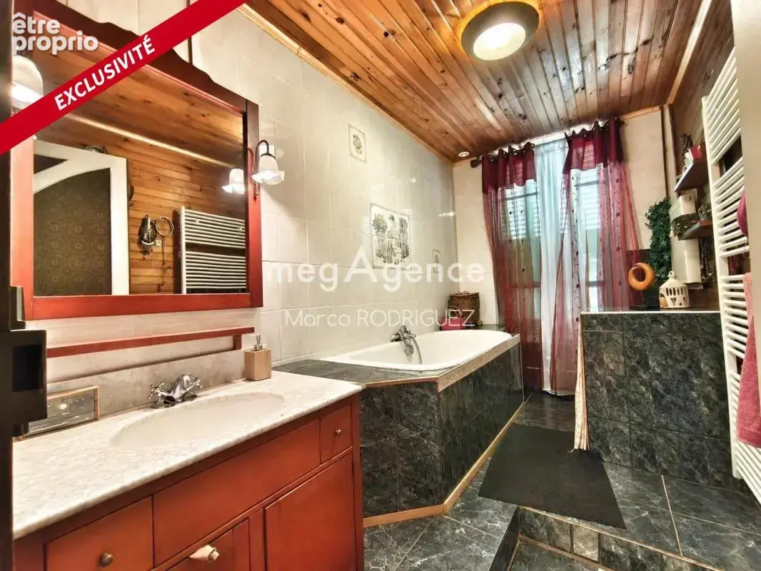 **Maison T6 avec vue sur les Pyrénées ** - photo 8