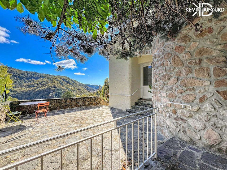 Maison à ANTRAIGUES-SUR-VOLANE