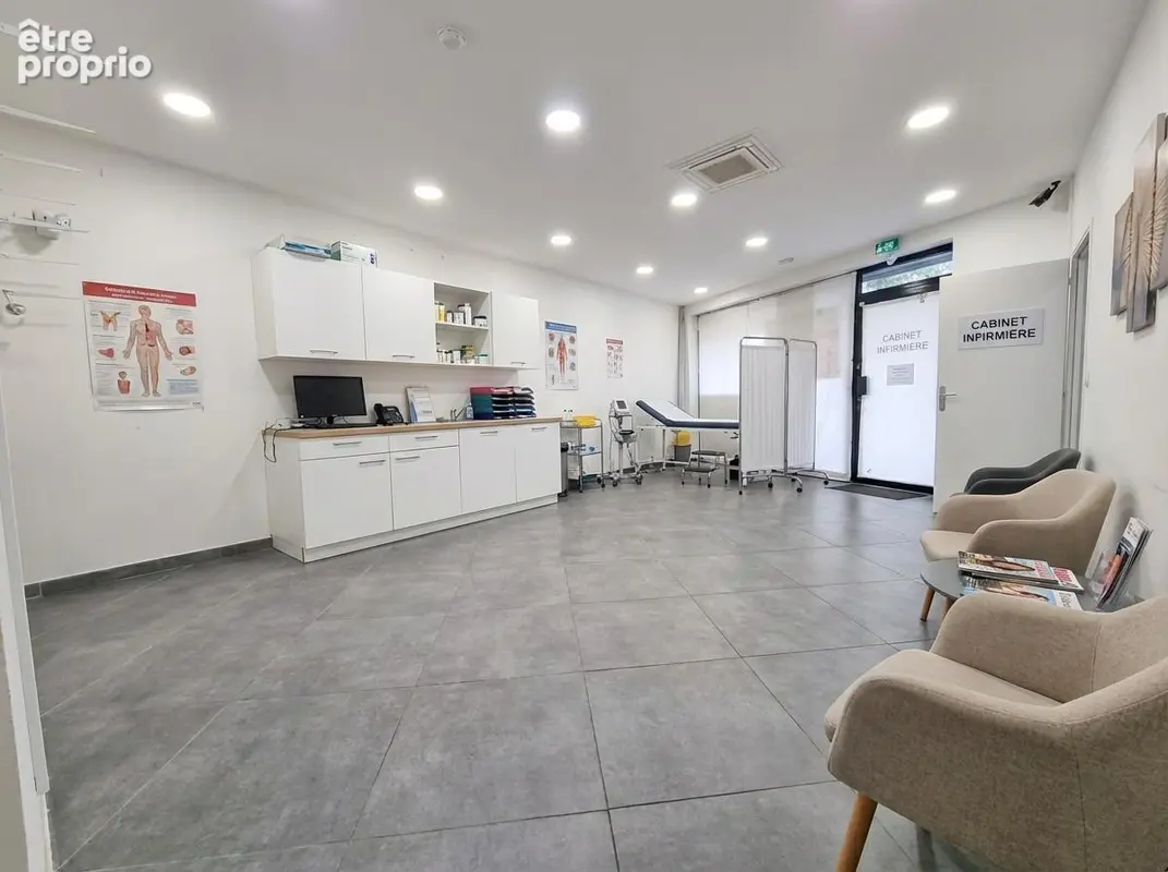 Maison de 5 pièces 197m² à vendre à SURY LE COMTAL - photo 18