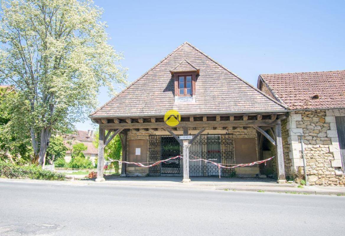 Photo Commerce à Saint-Cyprien au prix de 260 000€