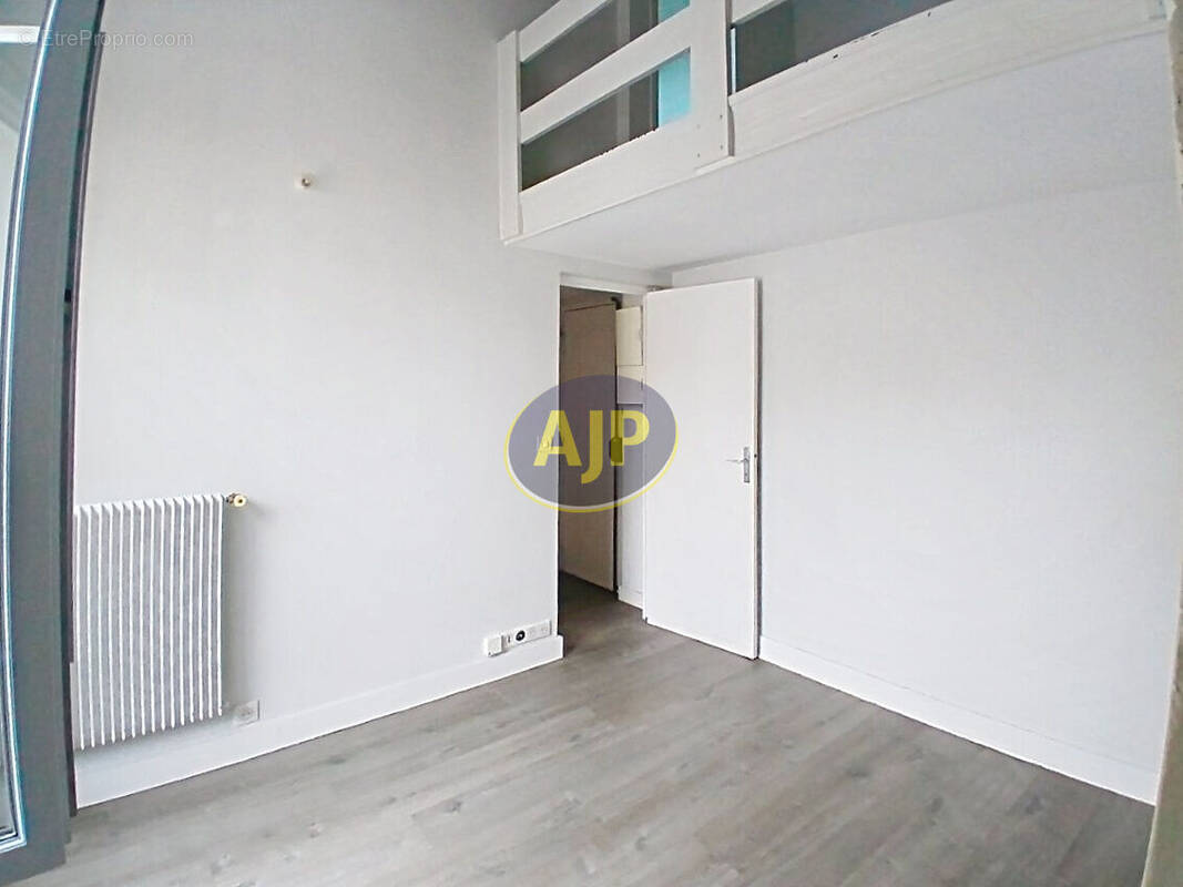 Appartement à PARIS-12E