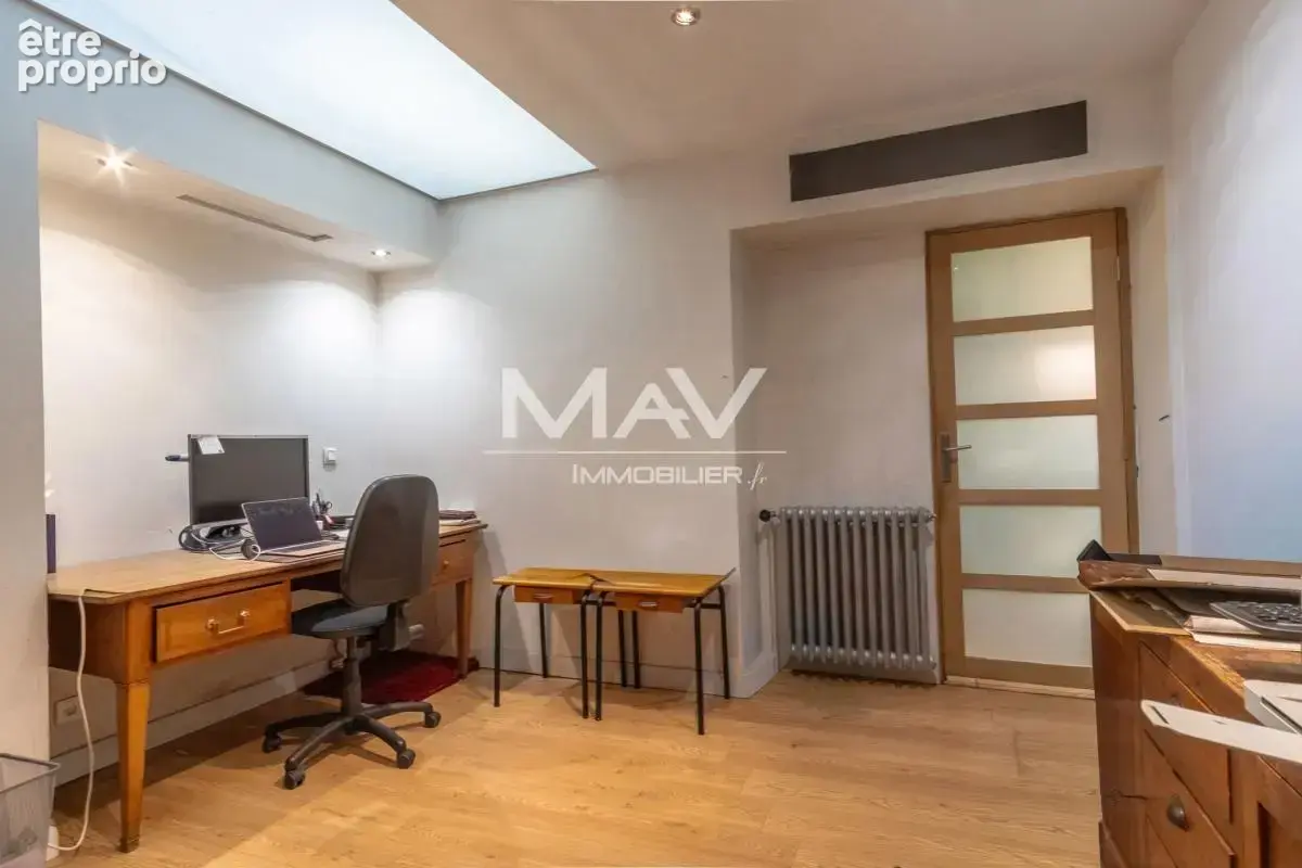Appartement 6 pièces 250 m² à vendre à Tourcoing (59200) - photo 11