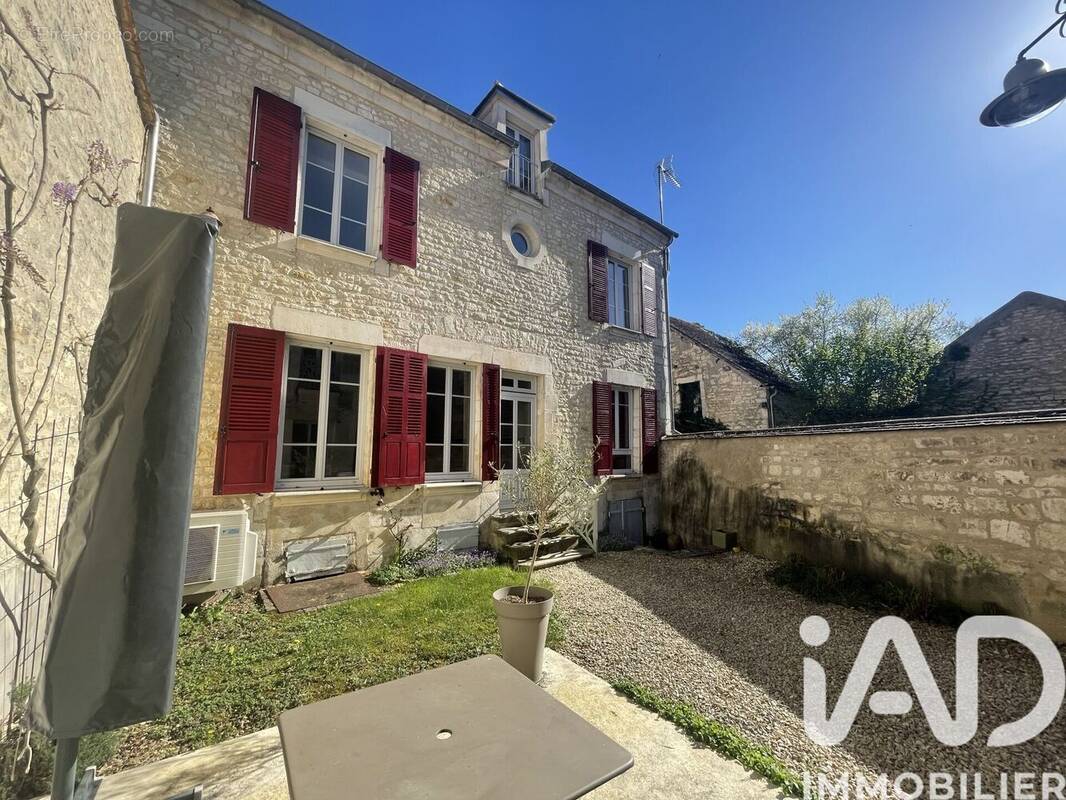 Photo 1 - Maison à IRANCY