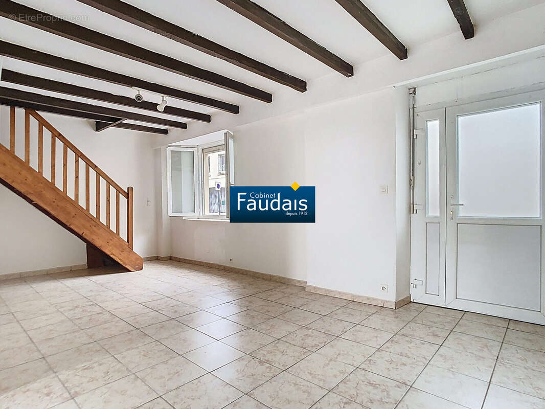 Maison à LITHAIRE