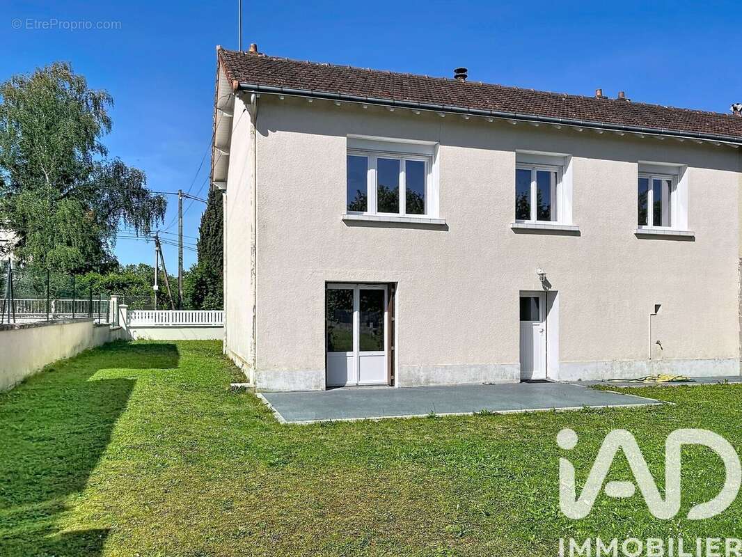 Photo 3 - Maison à CHATELLERAULT