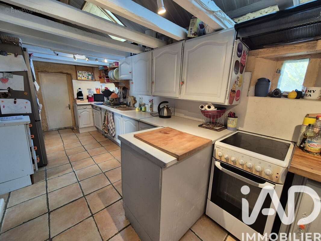 Maison 184 m² à Valennes  - photo 5
