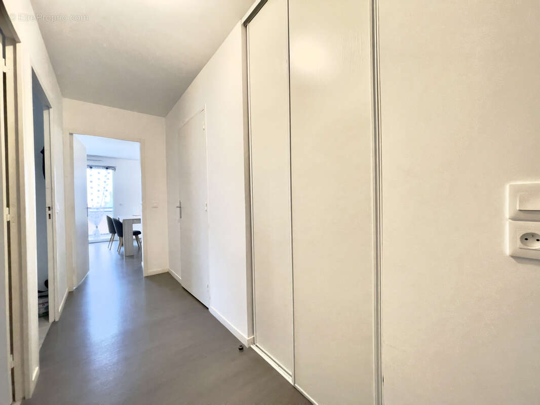 Appartement à HEROUVILLE-SAINT-CLAIR
