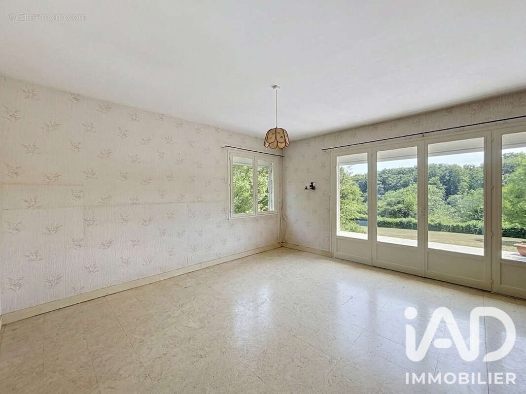 Photo 6 - Maison à LA SAUSSAYE