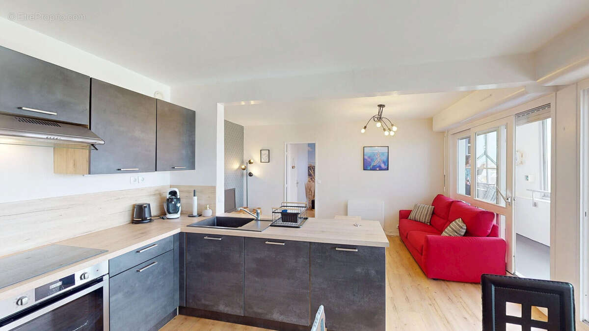 Appartement à COURSEULLES-SUR-MER