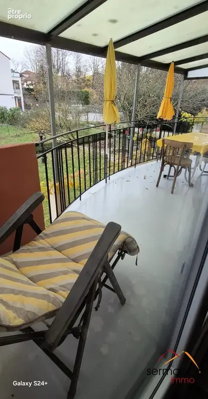 terrasse avec vue sur jardin