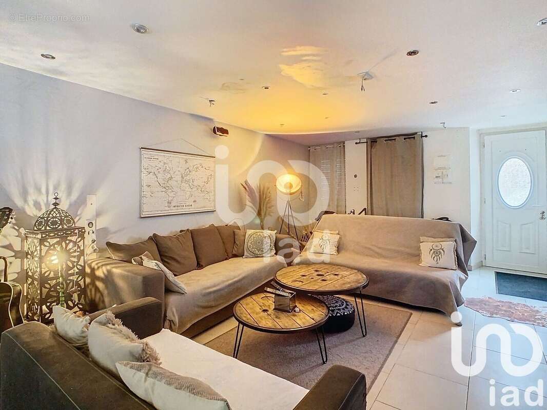 Photo 2 - Maison à FERE-CHAMPENOISE