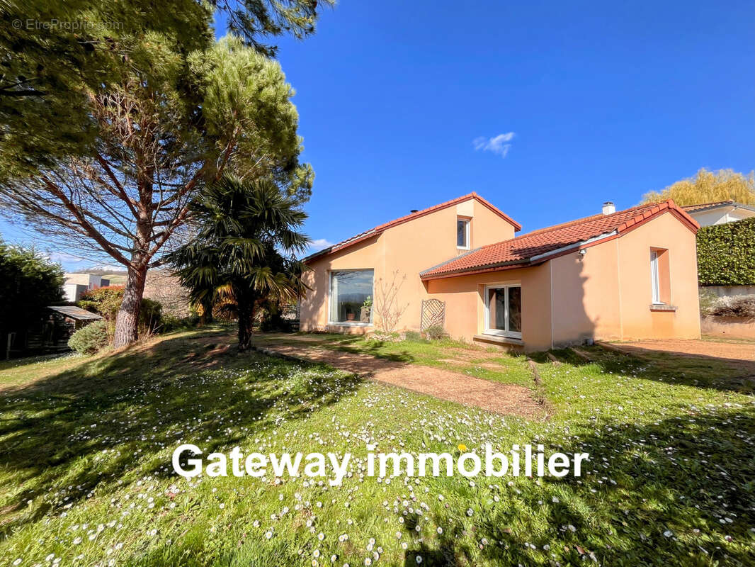 Villa de 124m2 sur les hauteurs de Mirefleurs - photo 2