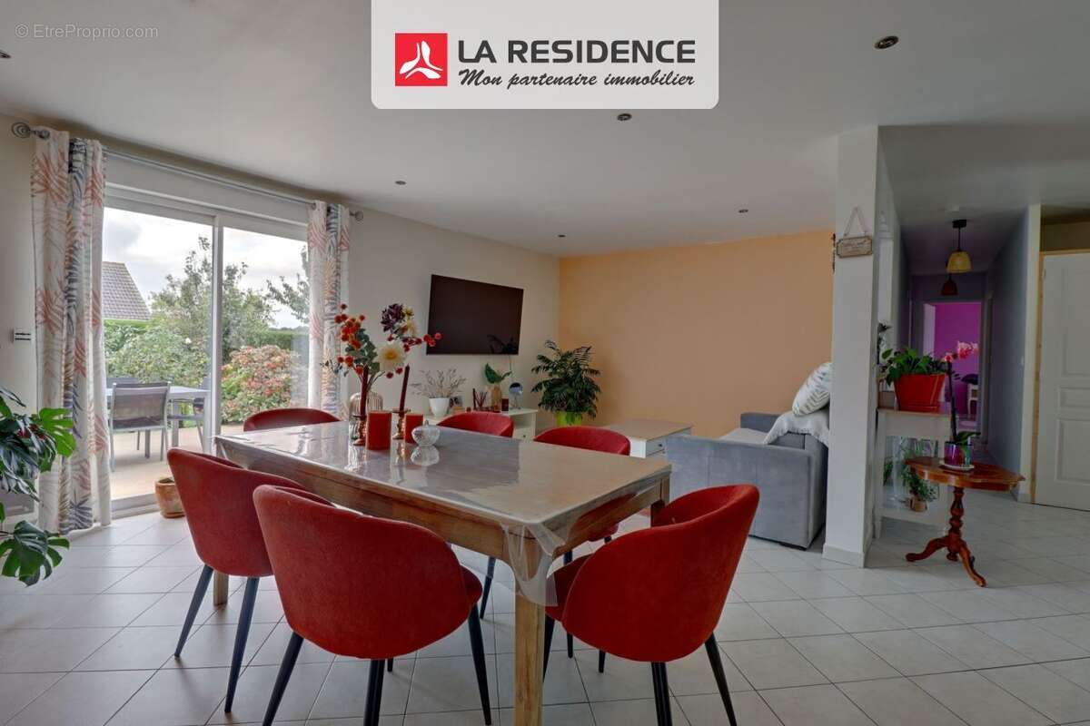 Maison à CHATEAU-SUR-EPTE