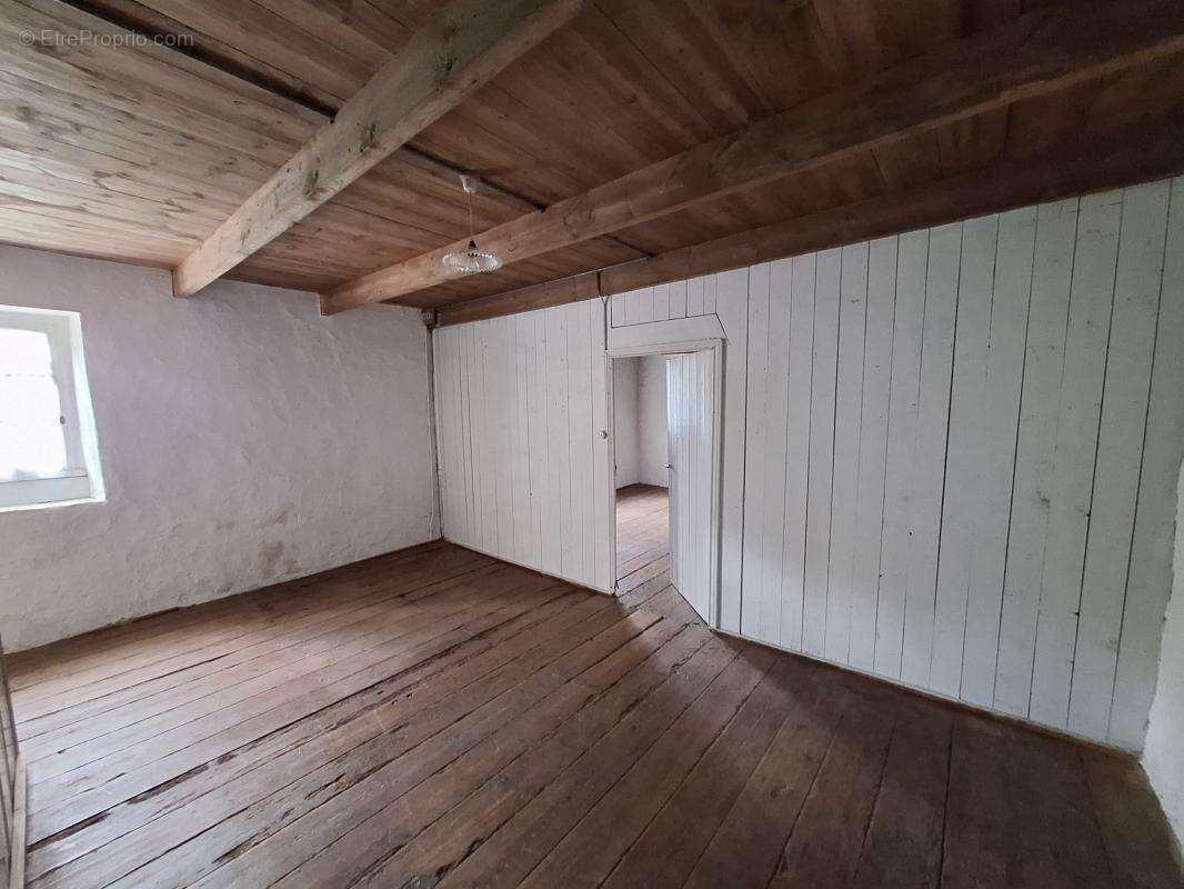 Maison à PLOUGASNOU