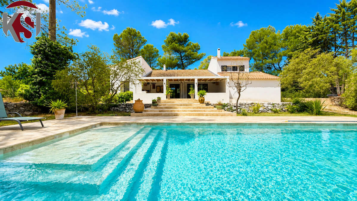 Maison à SAINT-MAXIMIN-LA-SAINTE-BAUME