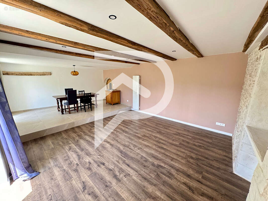 Maison rénovée située à Vesvres-sous-Chalancey 135 m² - photo 3
