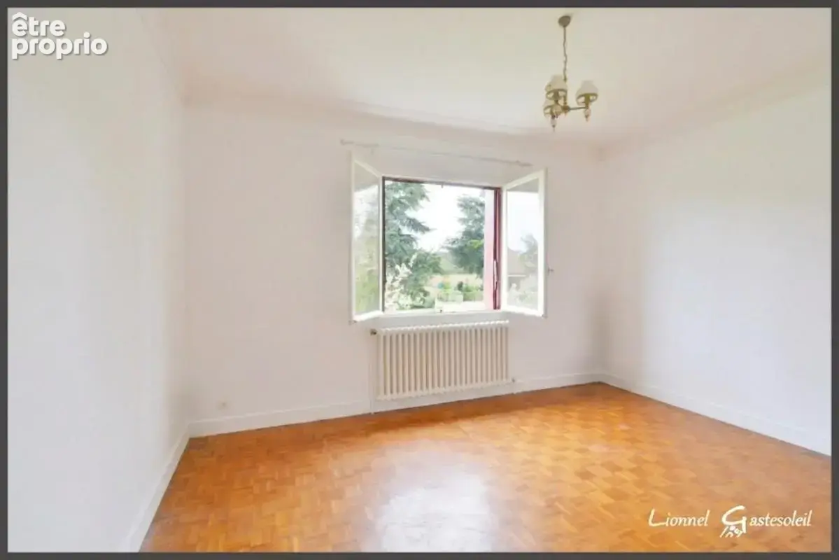 Maison à vendre 9 pièces d’environ 188 m² 7 chambres avec garage à Port-Sainte-Foy-et-Ponchapt (24) - photo 12