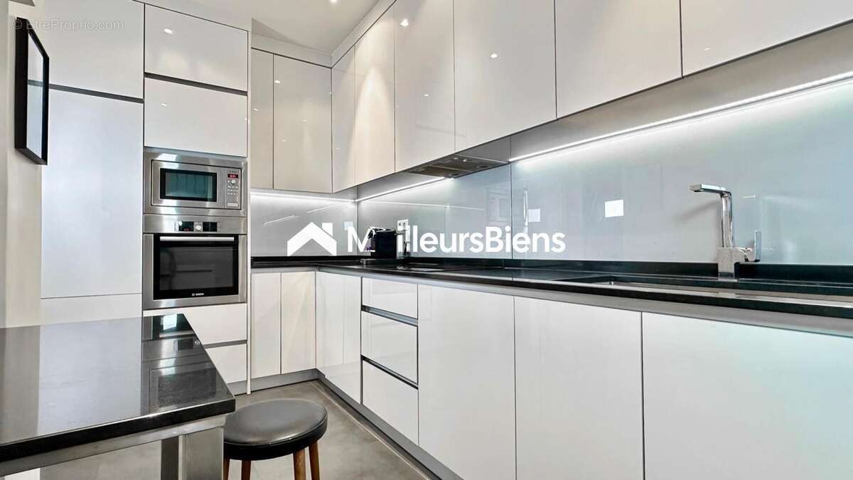 Appartement à PARIS-9E