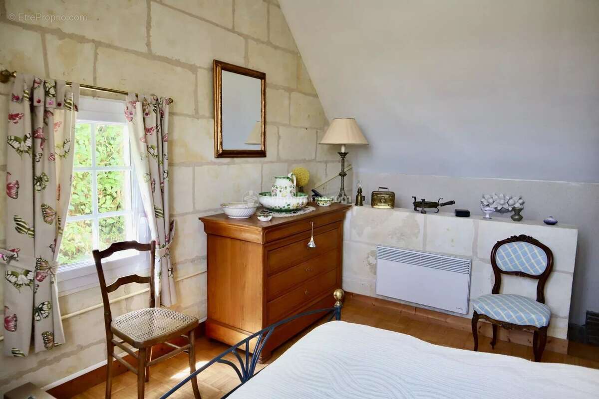 Maison à LA CHARTRE-SUR-LE-LOIR