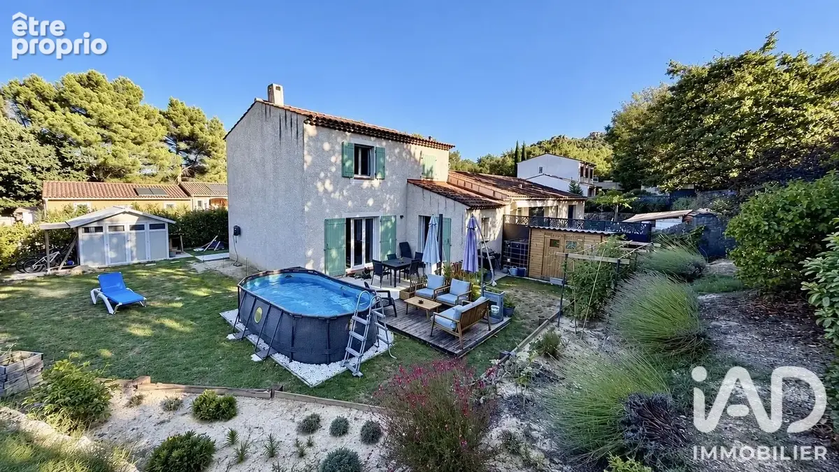 Photo 1 - Maison à LA ROQUE-D'ANTHERON