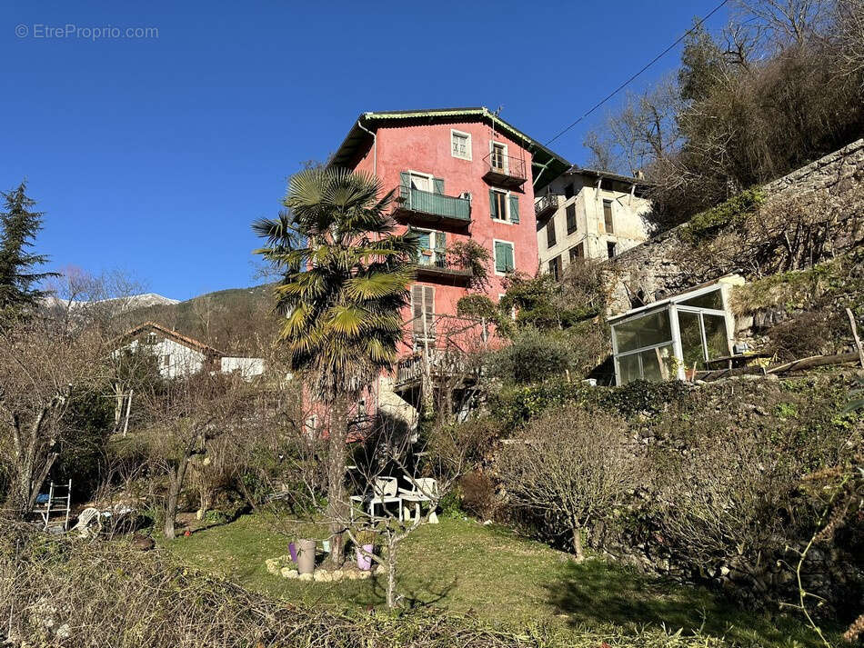 Maison à ROQUEBILLIERE