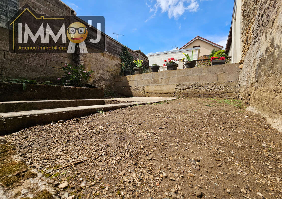 Appartement à CHAVIGNY