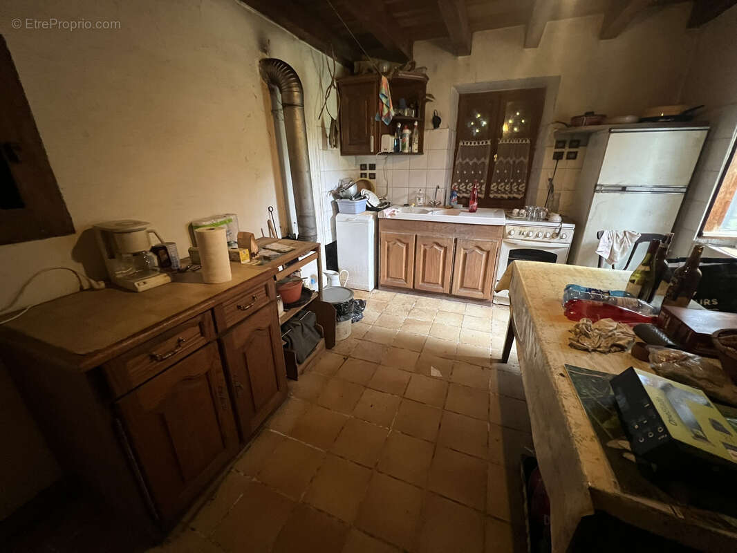 Maison à LESCHERAINES