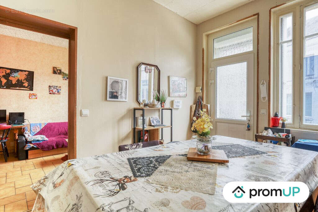 Maison à MOULINS-LA-MARCHE