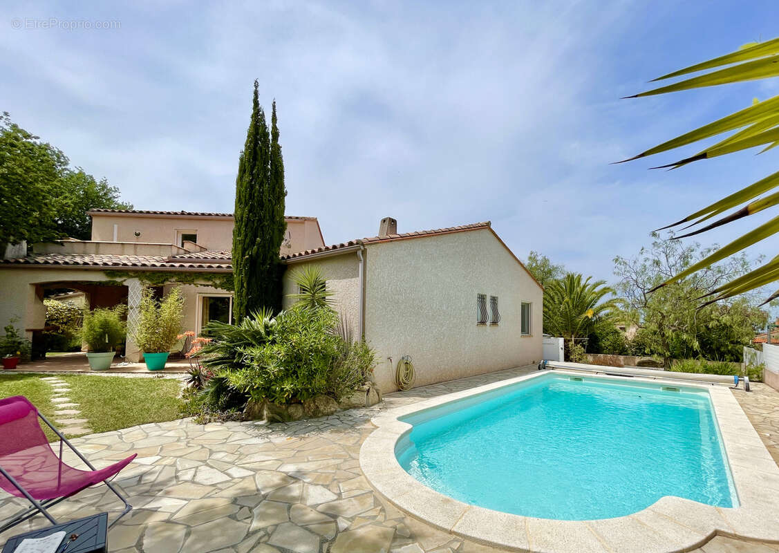 Maison à LAROQUE-DES-ALBERES