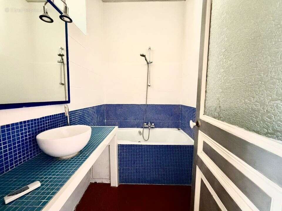 Appartement à MARSEILLE-8E