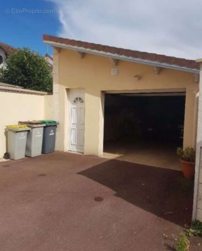 Maison à VILLECRESNES