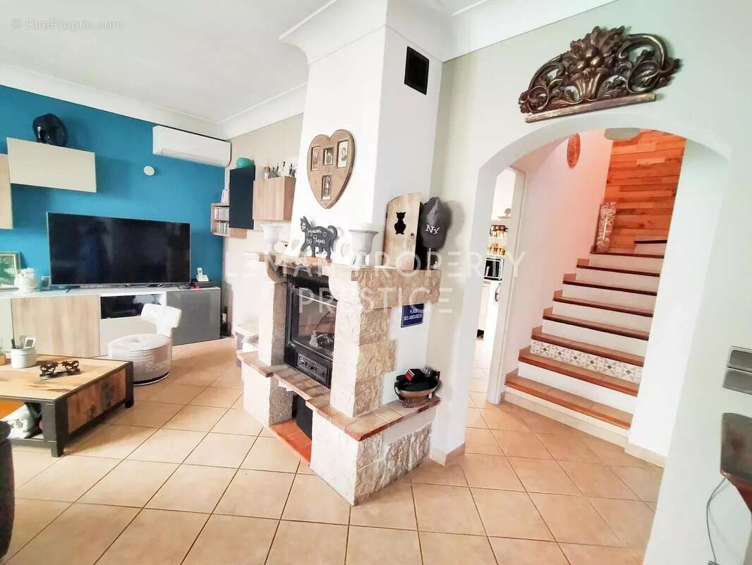 Maison à PEYMEINADE