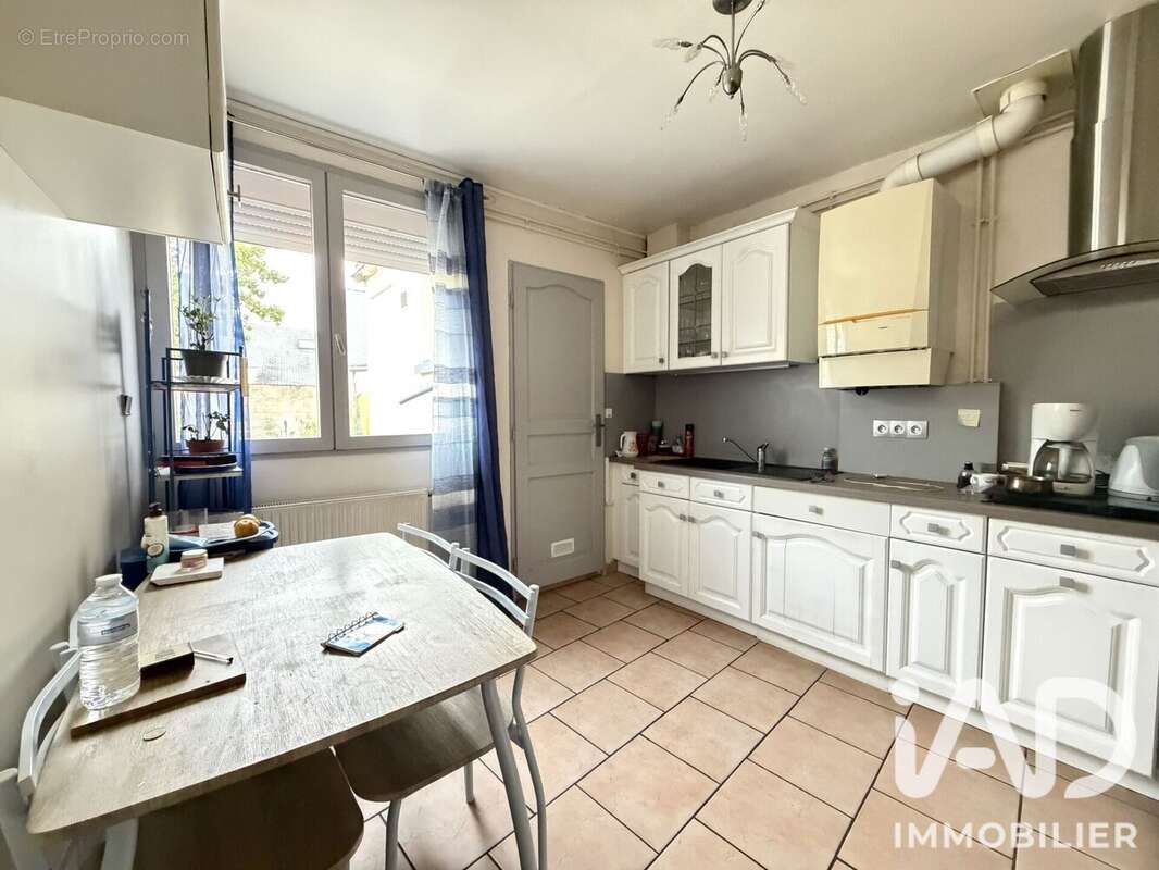Maison 87 m² à Le Mans  - photo 4