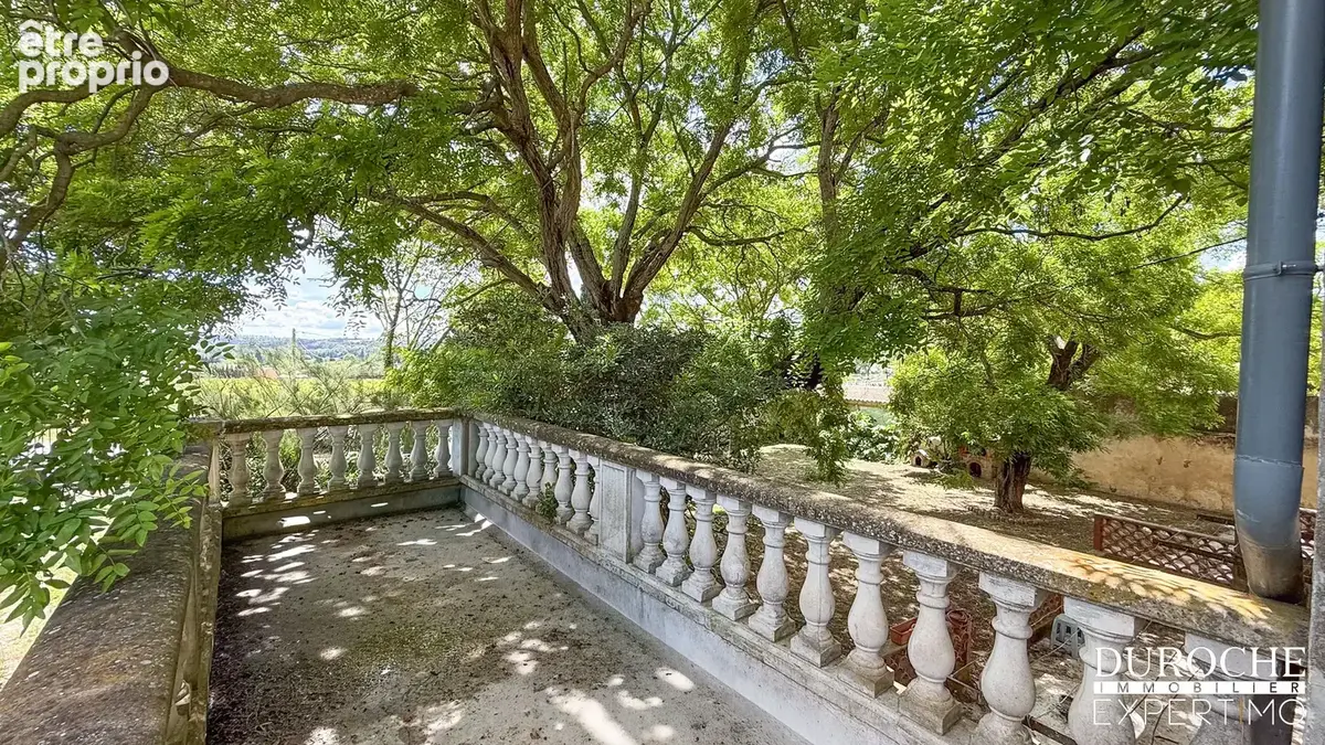 Maison à COURTHEZON